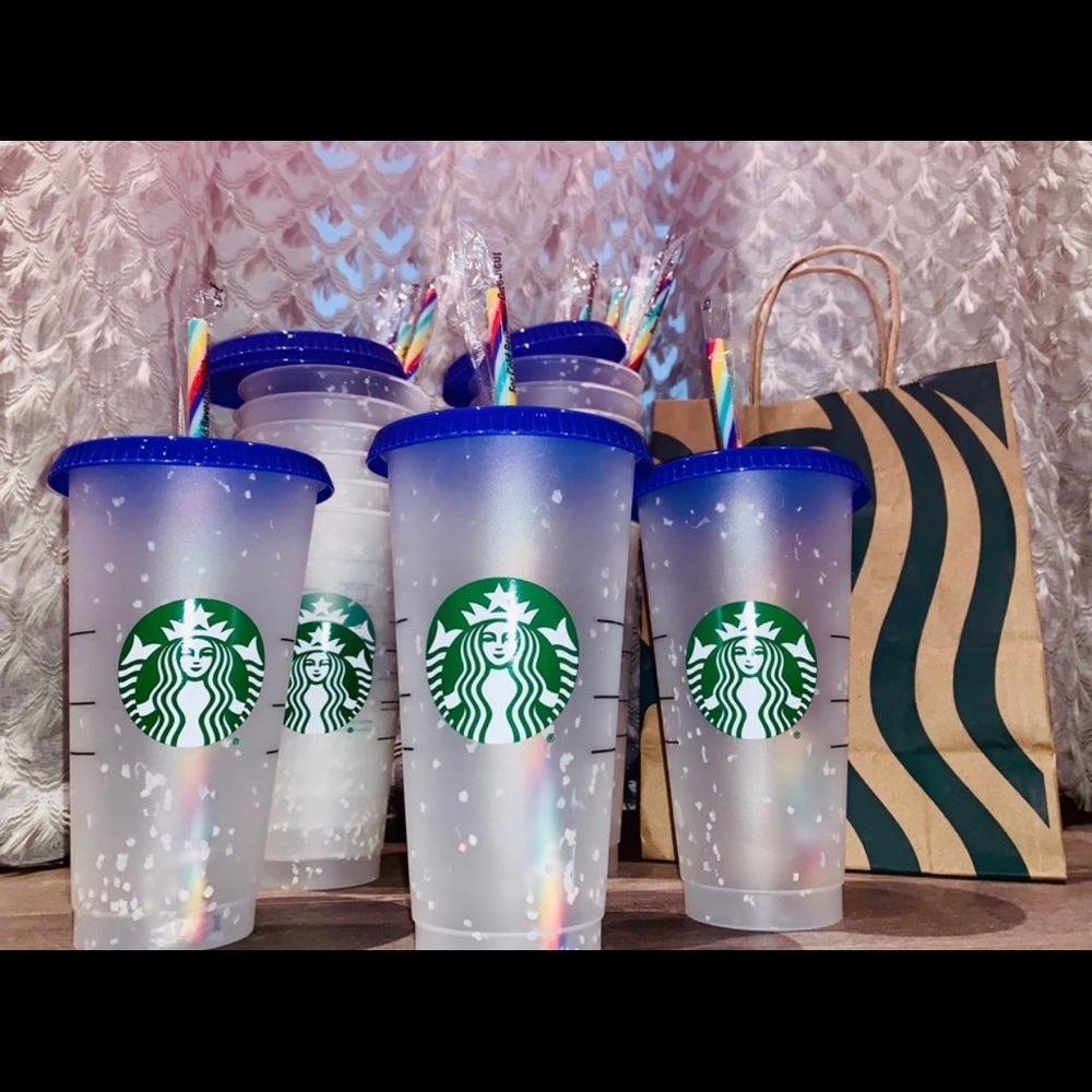 10 - CONFETTI CUPS